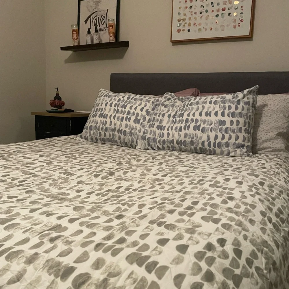 West Elm Neutral Pebble Print Duvet Cover - Gray and White